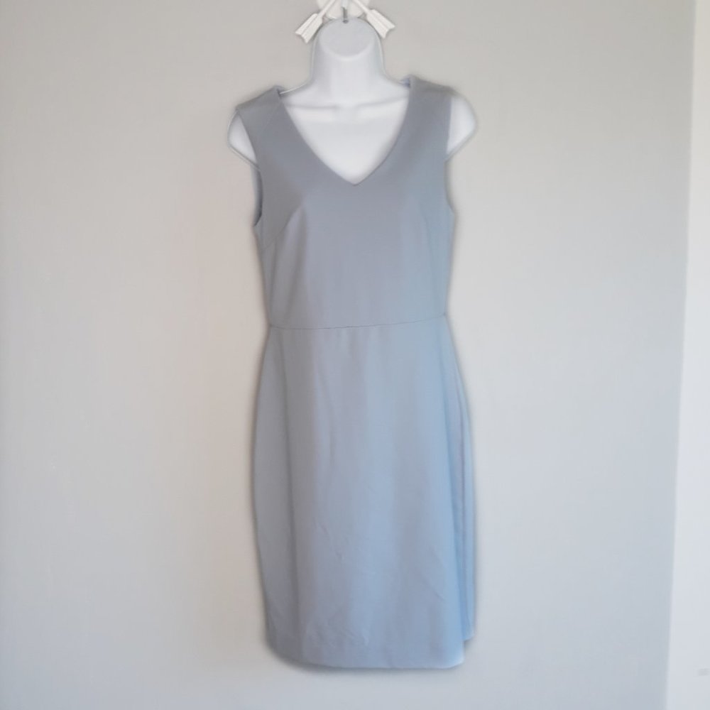 BANANA REPUBLIC light blue dress v-neck 4 petite